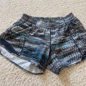 Lululemon 10 hotty hot shorts multi color